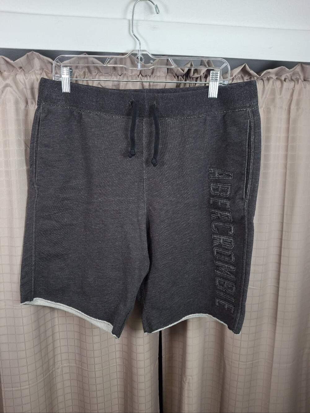 Abercrombie & Fitch Black Fleece Shorts Drawstring Waist Logo Pockets Size Large
